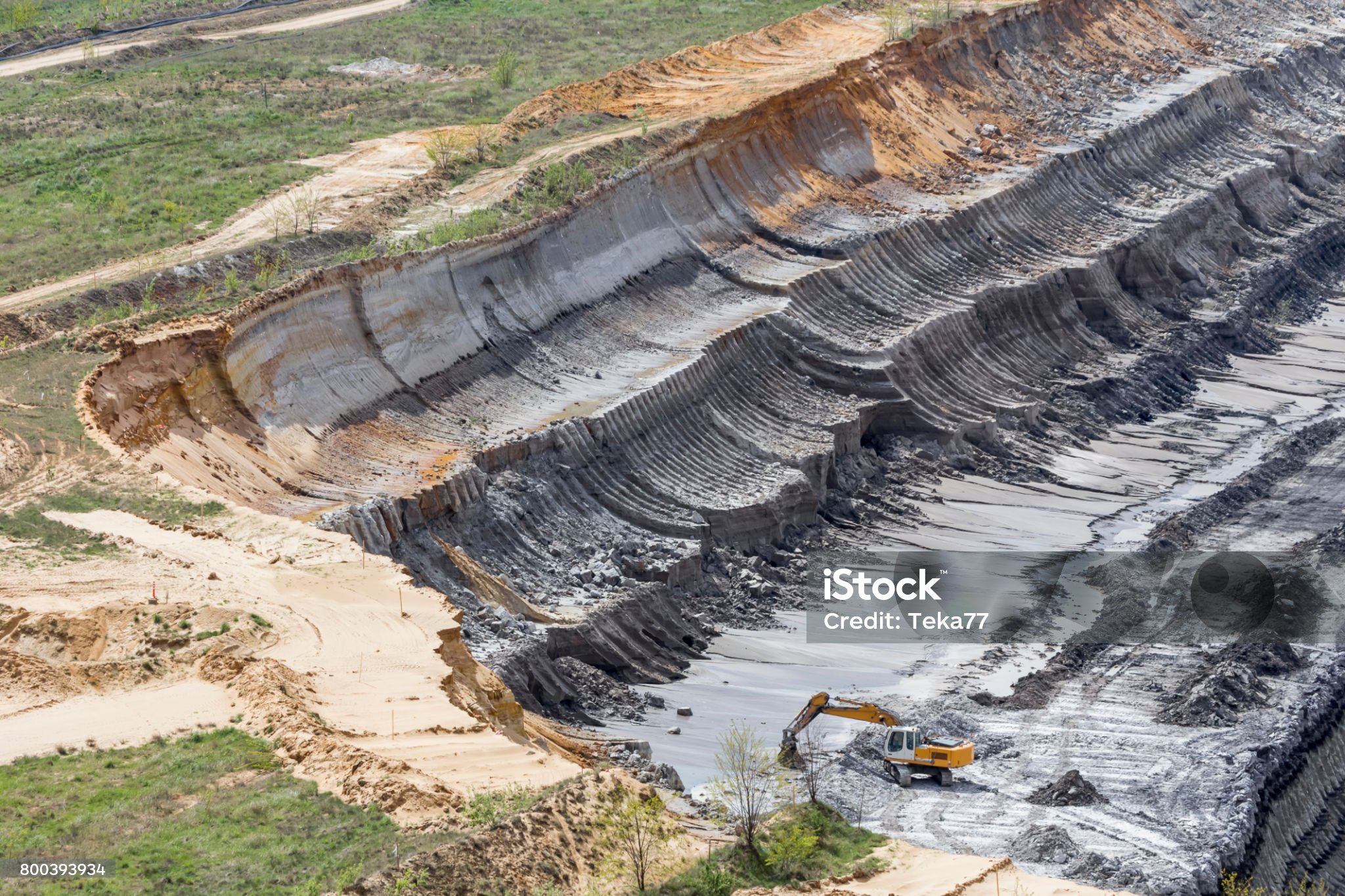 DISEÑO Y ESTABILIDAD GEOTÉCNICA DE DEPÓSITOS DE RELAVES